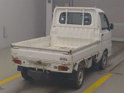 DAIHATSU HIJET TRUCK 2