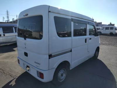 Статистика аукционов Suzuki Every