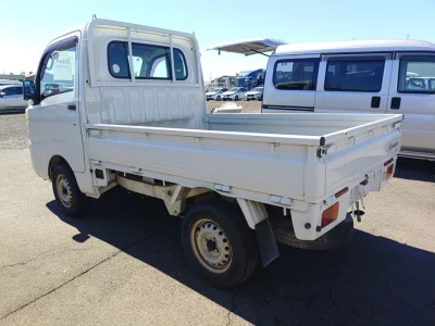 DAIHATSU HIJET TRUCK 2
