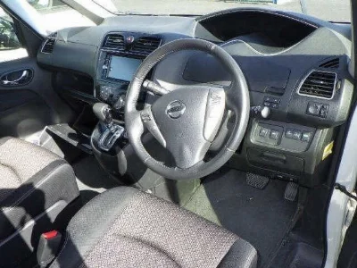 NISSAN SERENA 3