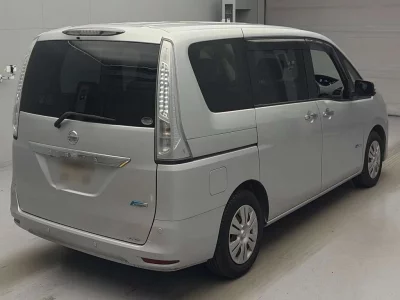 NISSAN SERENA 2