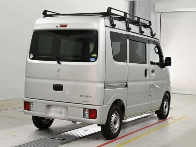 Статистика аукционов Suzuki Every