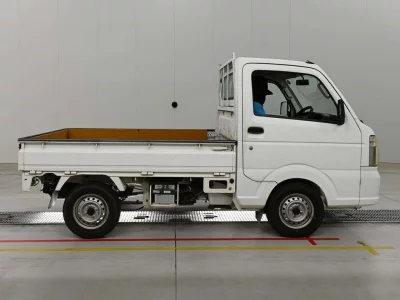 Mazda Scrum Truck