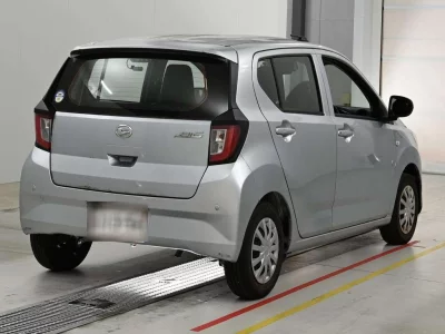 DAIHATSU MIRA E S 1