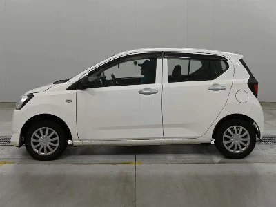 DAIHATSU MIRA E S 4