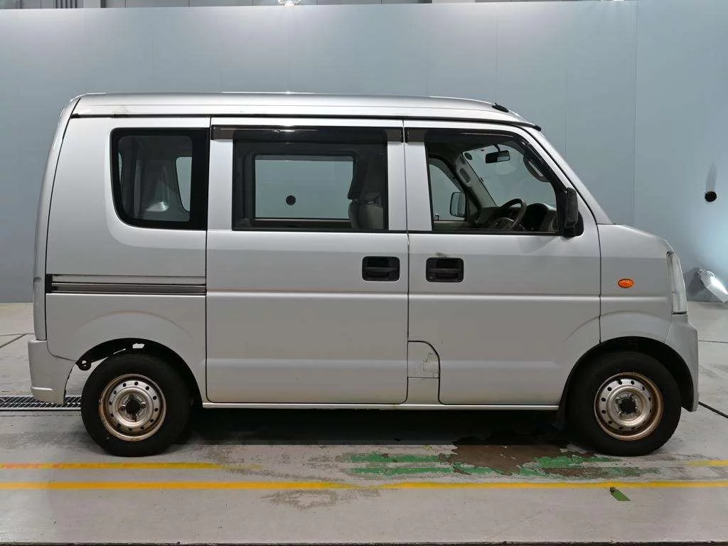 Mitsubishi Minicab  с аукциона в Японии