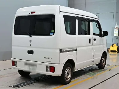 Статистика аукционов Suzuki Every