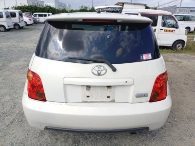 Toyota Ist