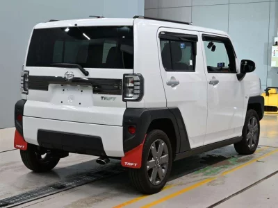 Daihatsu TAFT