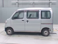 Цена авто Daihatsu Hijet Cargo с аукционов Японии, номер кузова S331V, пробег 187 000, оценка 2