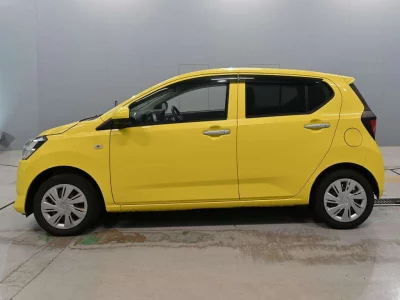 DAIHATSU MIRA E S 4