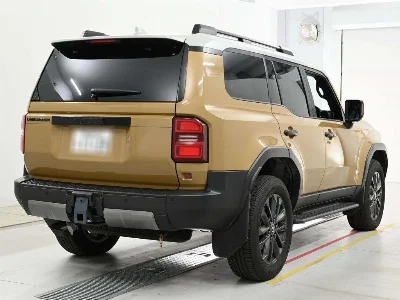 TOYOTA LAND CRUISER 250