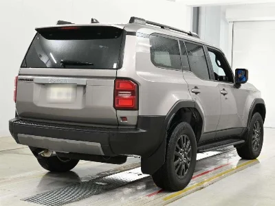TOYOTA LAND CRUISER 250