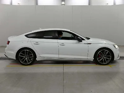 AUDI S5 SPORTBACK