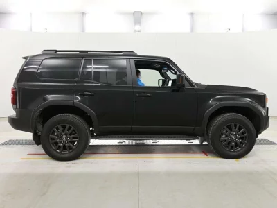 TOYOTA LAND CRUISER 250