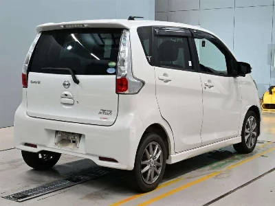 NISSAN DAYZ 2