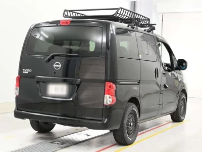 NISSAN NV200 2