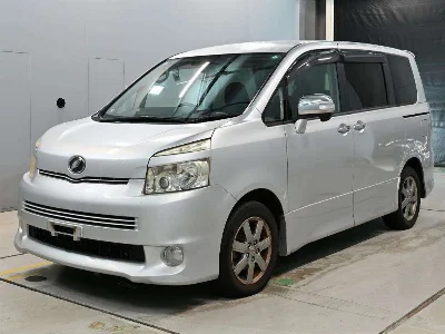 Статистика аукционов Toyota Voxy