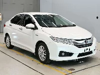 Цена авто Honda Grace с аукционов Японии, номер кузова GM4, пробег 107 000, оценка 2