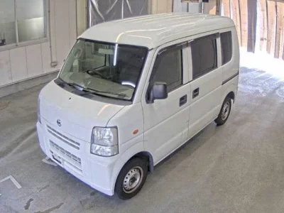 NISSAN CLIPPER VAN 3