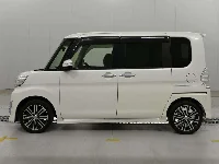 Цена авто Daihatsu Tanto с аукционов Японии, номер кузова LA600S, пробег 90 000, оценка 8