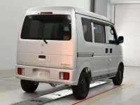 Цена авто Suzuki Every с аукционов Японии, номер кузова DA64V, пробег 82 000, оценка 8