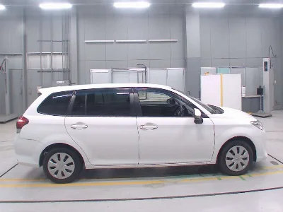 TOYOTA COROLLA FIELDER 3
