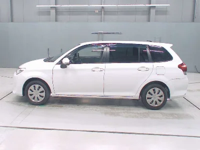 TOYOTA COROLLA FIELDER 4