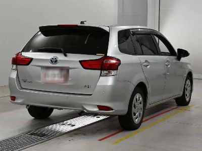 TOYOTA COROLLA FIELDER 1