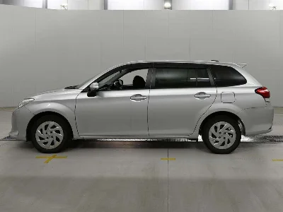 TOYOTA COROLLA FIELDER 3