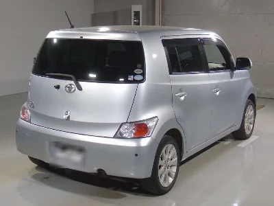 TOYOTA BB