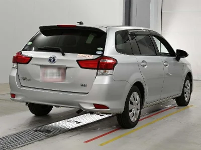 TOYOTA COROLLA FIELDER 2