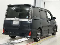 Цена авто Toyota Voxy с аукционов Японии, номер кузова ZRR80W, пробег 134 000, оценка 2