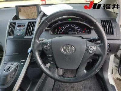 TOYOTA SAI