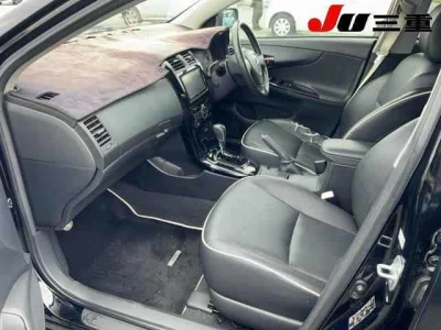 TOYOTA COROLLA FIELDER 3