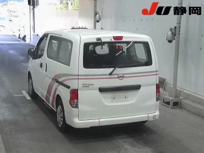 NISSAN NV200 1