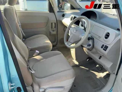 TOYOTA PORTE