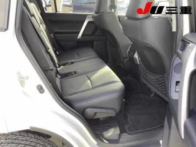 TOYOTA LAND CRUISER PRADO 3
