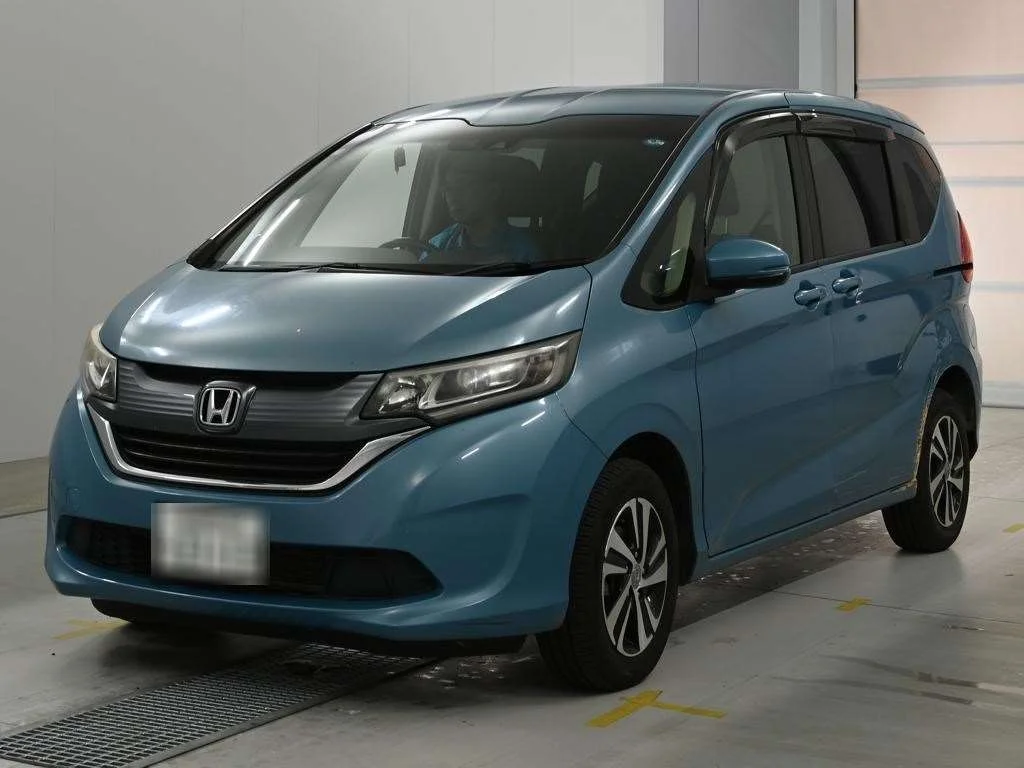 Honda Freed  с аукциона в Японии