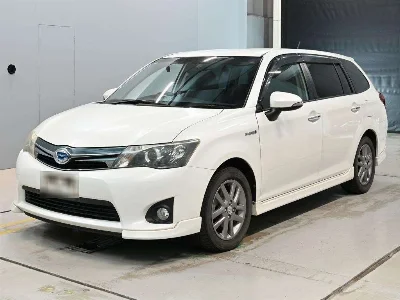 TOYOTA COROLLA FIELDER 1