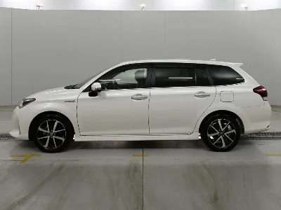 TOYOTA COROLLA FIELDER 4