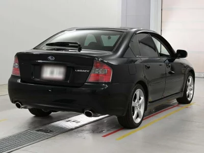 SUBARU LEGACY B4