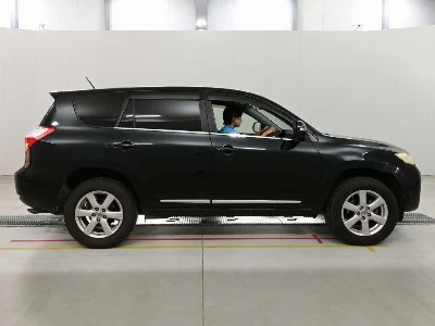 TOYOTA VANGUARD