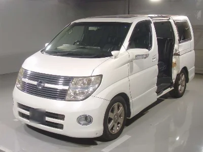 NISSAN ELGRAND 1