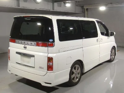 NISSAN ELGRAND 2