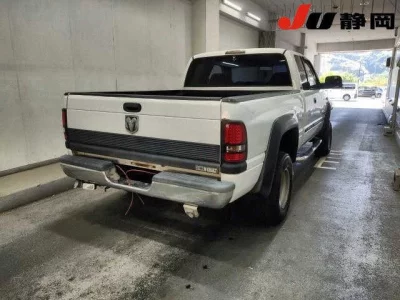 CHRYSLER - DODGE RAM  4