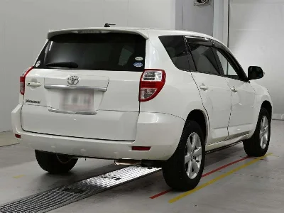 TOYOTA VANGUARD