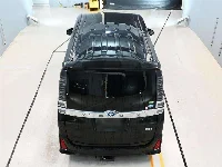 Цена авто Toyota Voxy с аукционов Японии, номер кузова ZWR80W, пробег 170 000, оценка 2