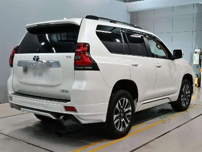 TOYOTA LAND CRUISER PRADO 1