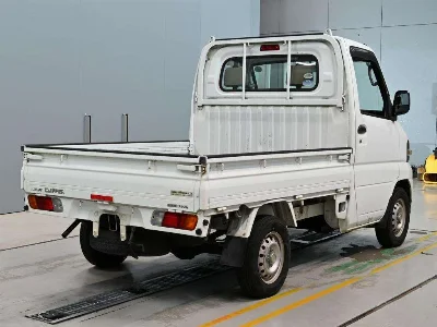 NISSAN CLIPPER TRUCK